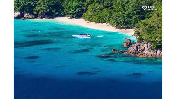Similan Islands by Love Andaman